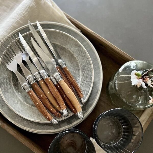 Set de cubiertos x8 piezas madera
