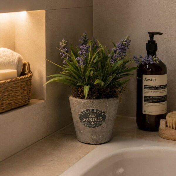 Antique maceta gris con lavanda 19x15cm